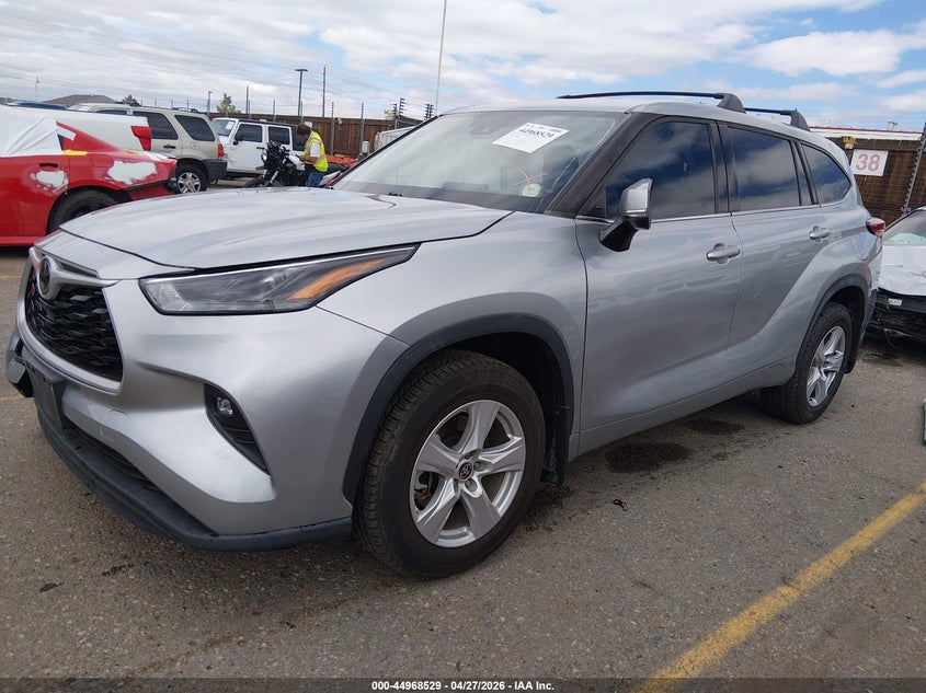 Vin: 5tdbzrbh5ns562230, lot: 45465950, toyota highlander le 20222