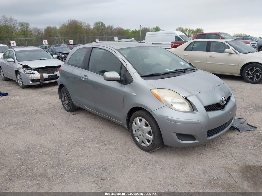 2011 TOYOTA YARIS