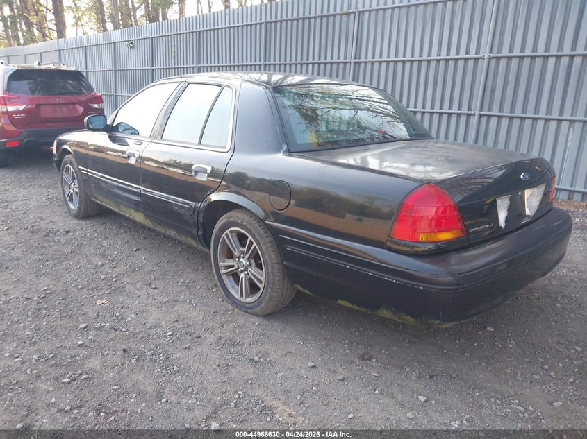 2003 Ford Crown Victoria Lx