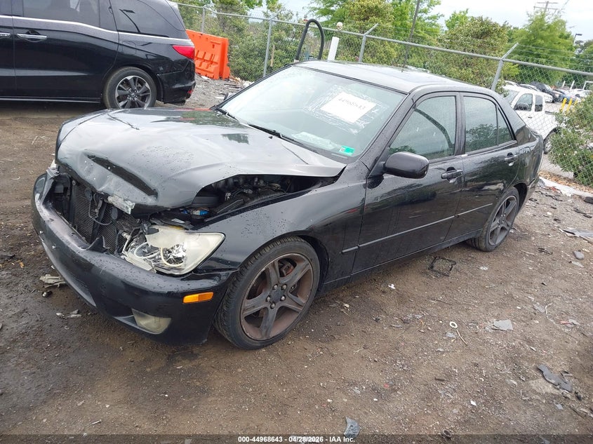 JTHBD192240084043 2004 LEXUS IS 300 photo 1