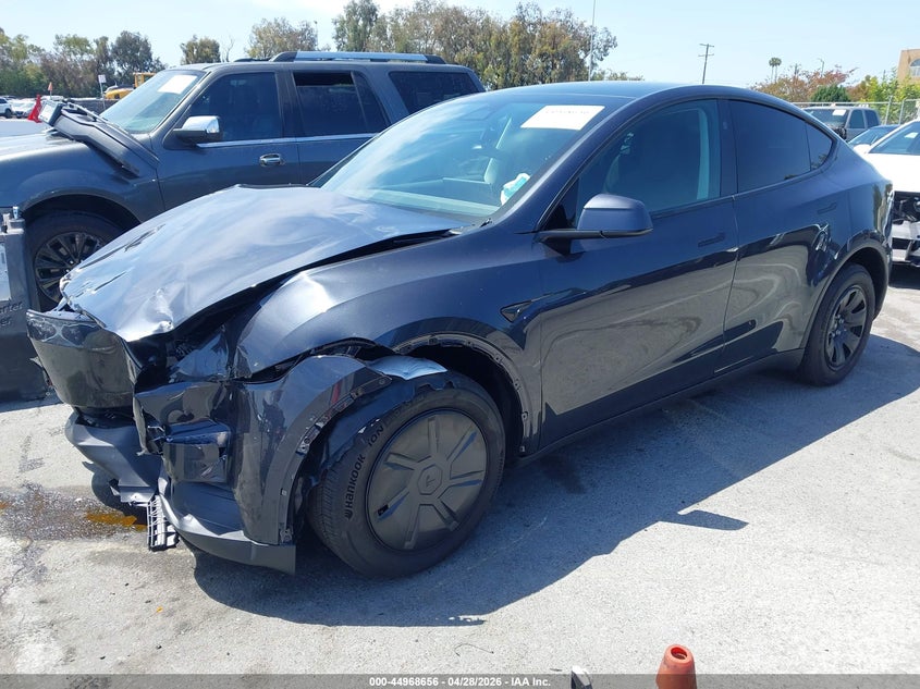 2026 Tesla Model Y Premium Rear-Wheel Drive/Standard Rear-Wheel Drive 7SAYGDED6TA606488 photo 1
