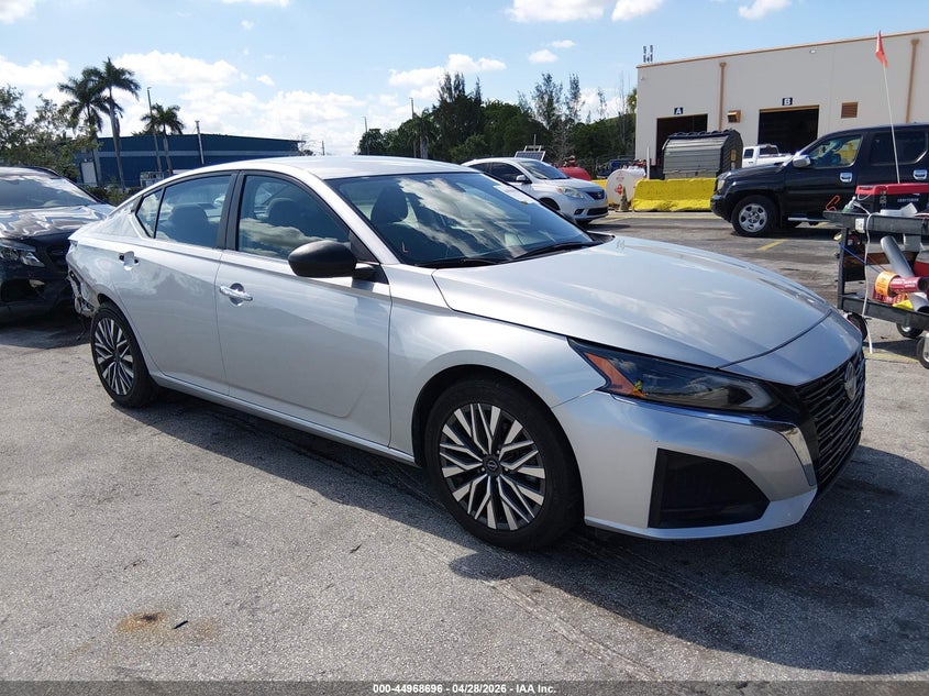 2024 Nissan Altima Sv Fwd