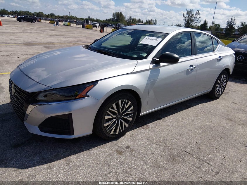 2024 Nissan Altima Sv Fwd