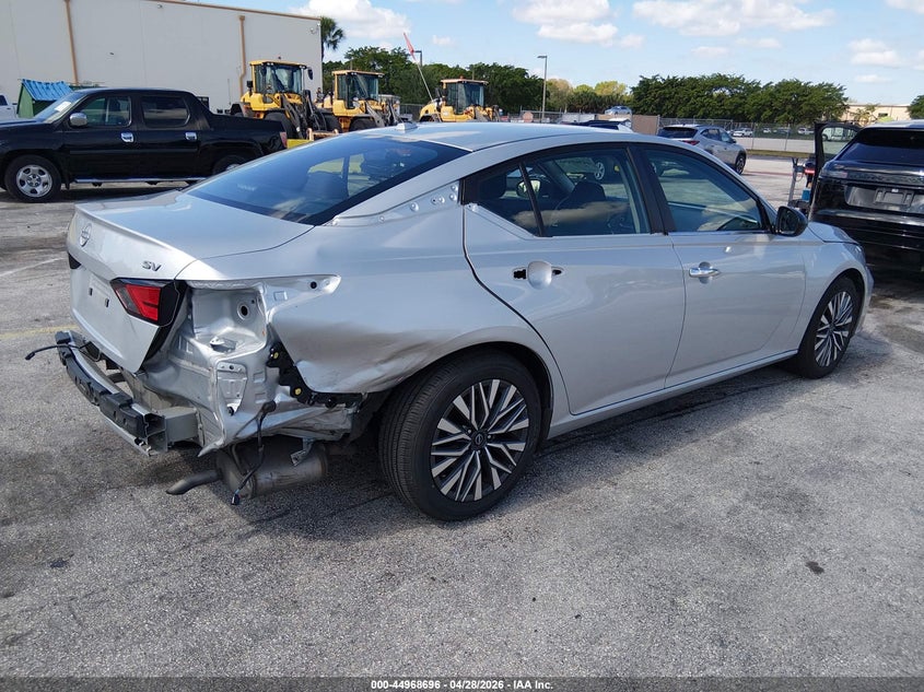 2024 Nissan Altima Sv Fwd