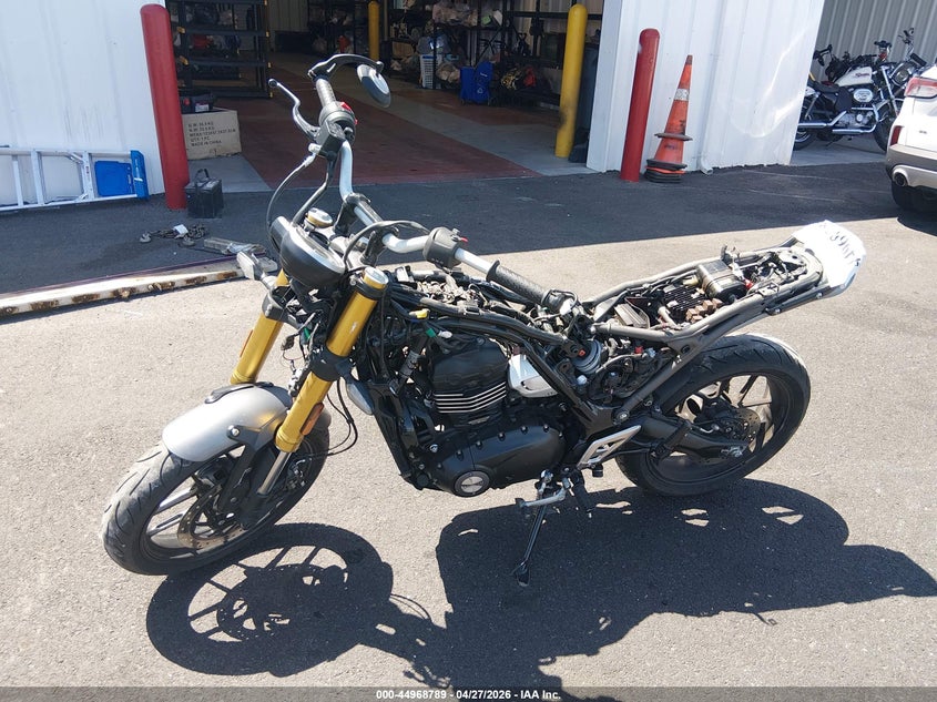 SMTT127Y2RNA10731 2024 Triumph Motorcycle Speed 400 photo 1