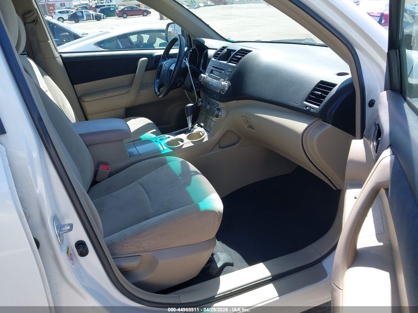 2012 Toyota Highlander 2.7 white Lot 111044968911 Vin 5TDZA3EH0CS022666