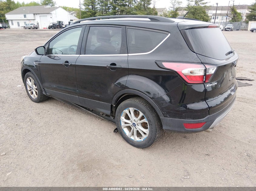 Vin: 1fmcu9g93hue28011, lot: 45466484, ford escape se 20173
