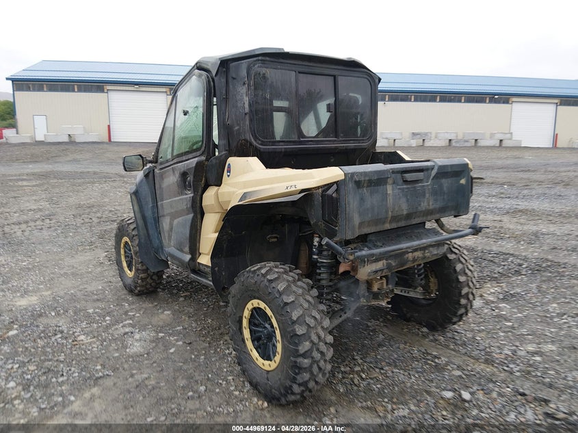 2023 YAMAHA YXE1000 auction photo 3
