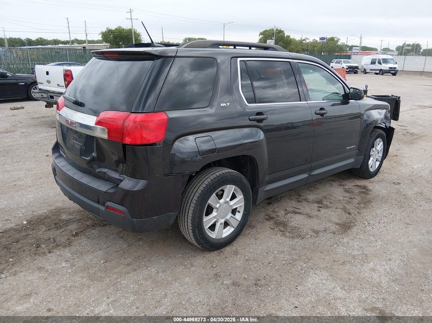 2013 GMC TERRAIN auction photo 4