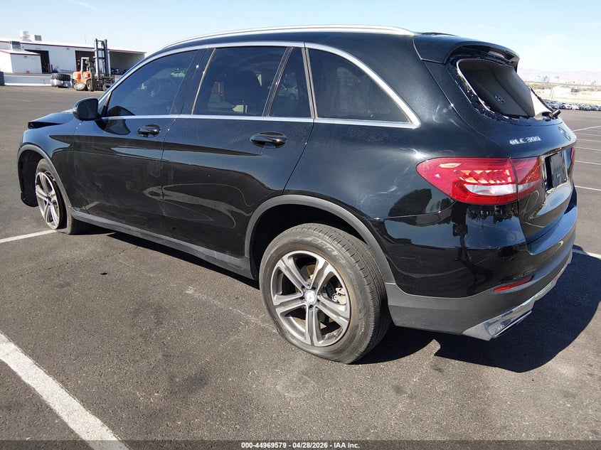 2016 MERCEDES-BENZ GLC 300 auction photo 3