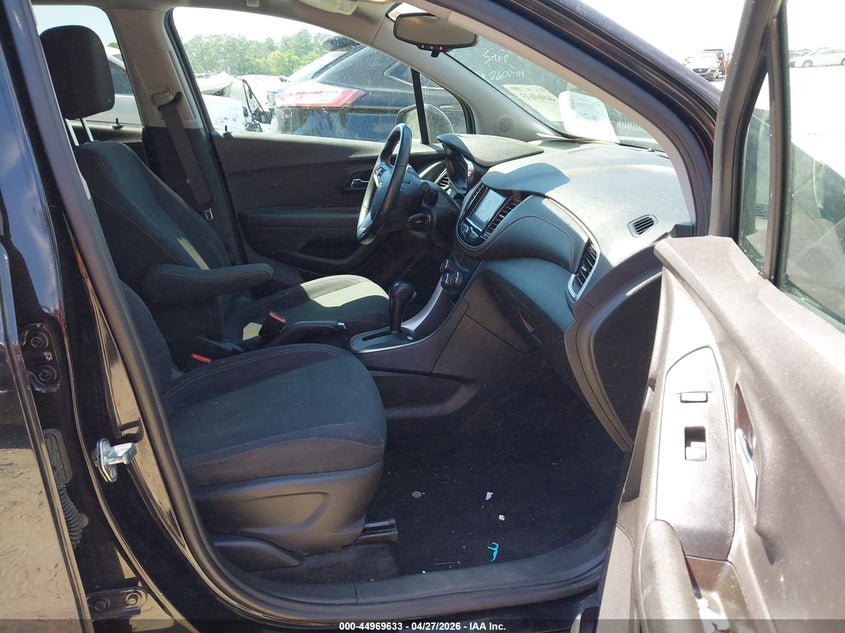 2020 CHEVROLET TRAX auction photo 5