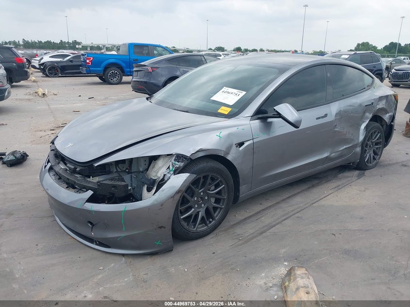 Vin: 5yj3e1eb1sf059948, lot: 45467175, tesla model 3 long range all-wheel drive 20252