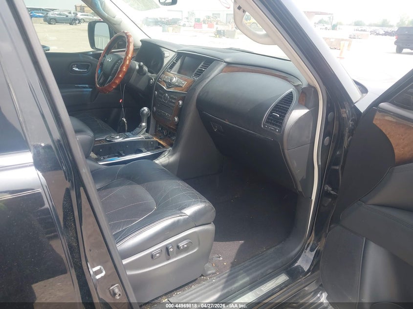 2012 INFINITI QX56 auction photo 5