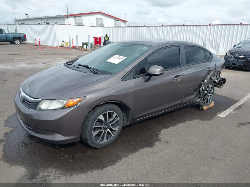 19XFB2F56CE003810 2012 Honda Civic 1.8 Lx grey