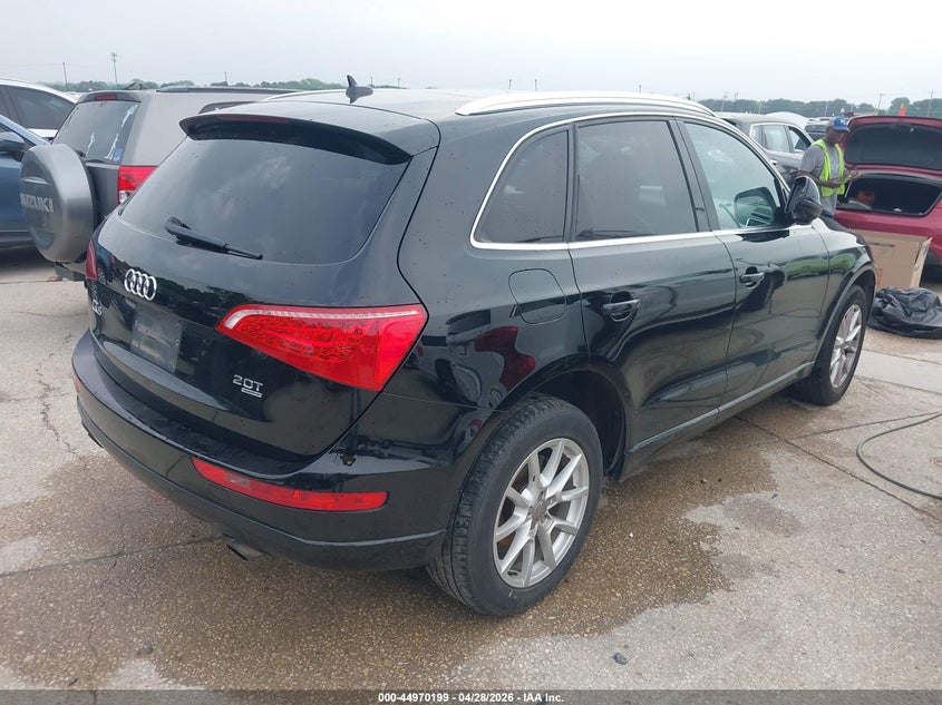 WA1CFAFP2CA098897 2012 Audi Q5 2.0 2.0T Premium black
