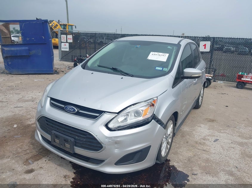 1FADP5AU2JL100733 2018 Ford C-Max Hybrid Se photo 1