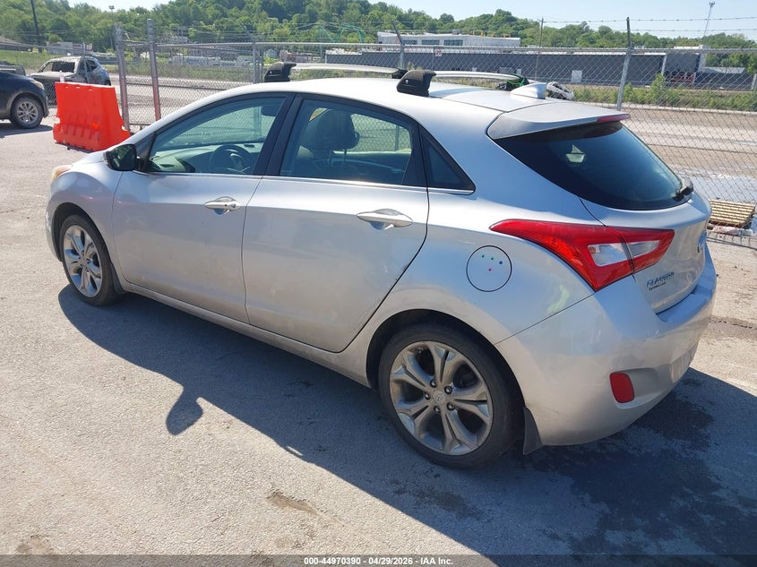 2014 HYUNDAI ELANTRA GT auction photo 3