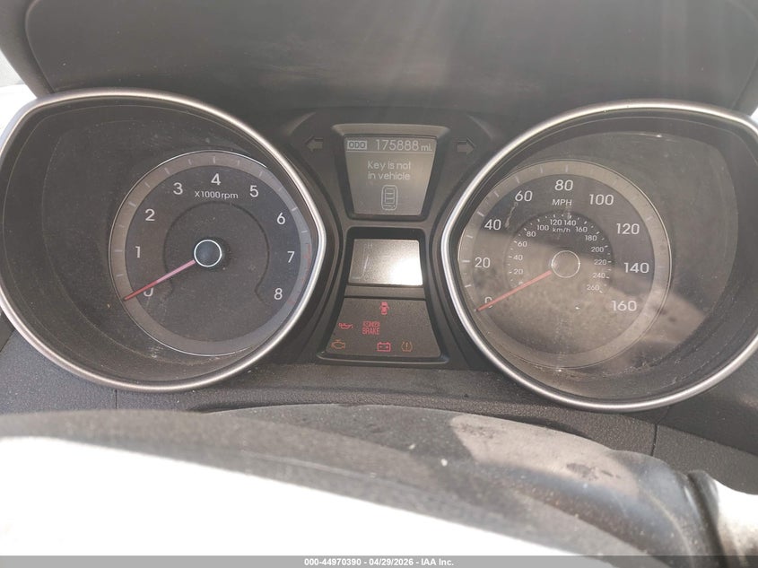 2014 HYUNDAI ELANTRA GT auction photo 7