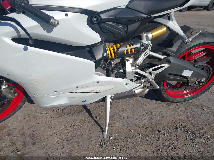 2017 Ducati Superbike 959 Panigale VIN: ZDM14B1W2HB004370 Lot: 44970450