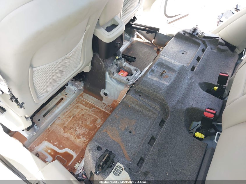 2020 VOLVO XC60 HYBRID auction photo 6