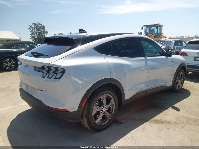 2023 FORD MUSTANG MACH-E auction photo 4
