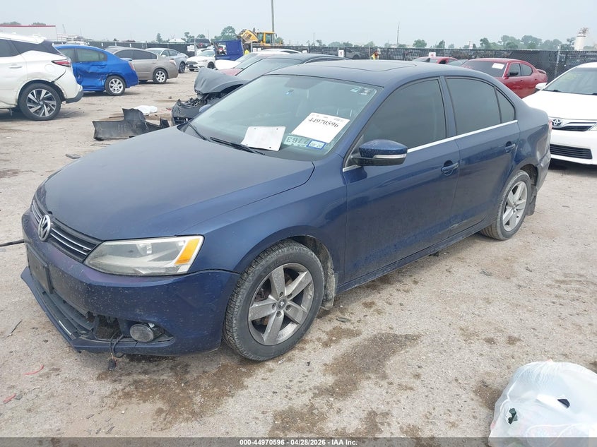 2012 VOLKSWAGEN JETTA auction photo 2