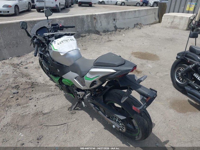 2024 KAWASAKI CX500 auction photo 3