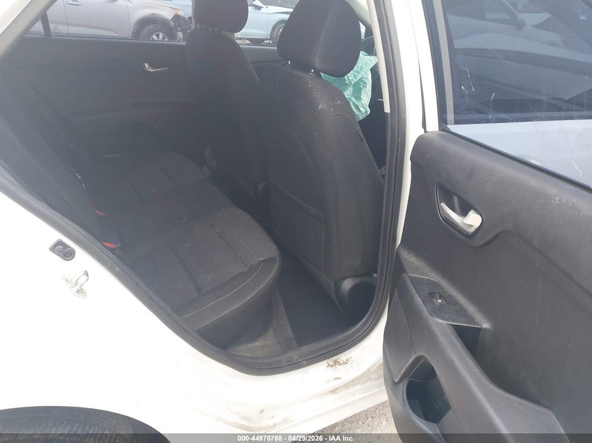 KIA RIO 5-DOOR 2020 VIN 3KPA25AD1LE299913