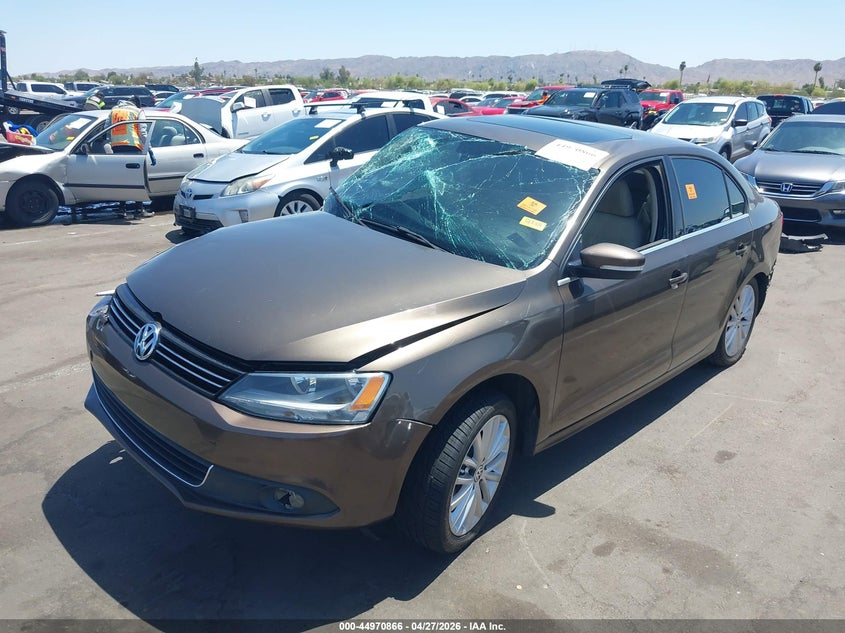 2013 VOLKSWAGEN JETTA auction photo 2