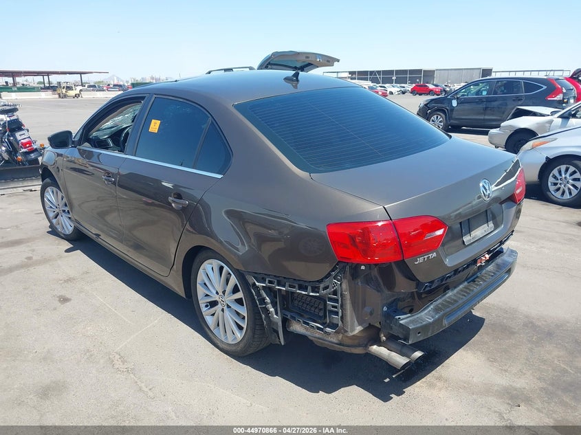 2013 VOLKSWAGEN JETTA auction photo 3