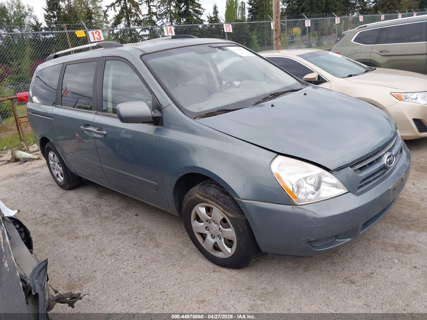 2009 Kia Sedona Lx
