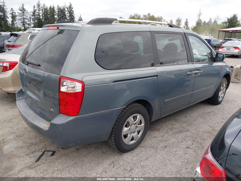 2009 Kia Sedona Lx
