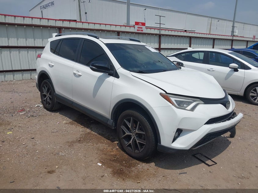 2017 TOYOTA RAV4 SE