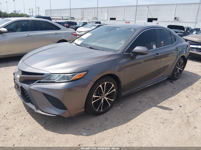 2018 Toyota Camry Se 4T1B11HK1JU091190 photo 1