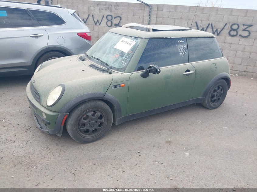 2005 Mini Cooper WMWRC33455TJ65897 photo 1