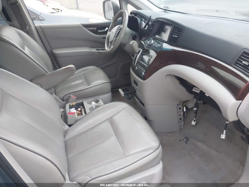 2012 Nissan Quest Le