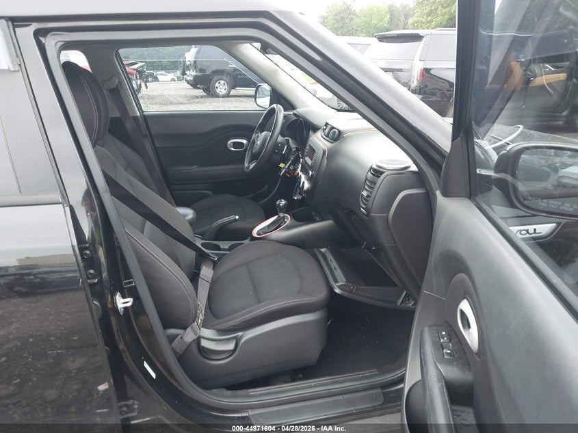 2015 KIA SOUL auction photo 5
