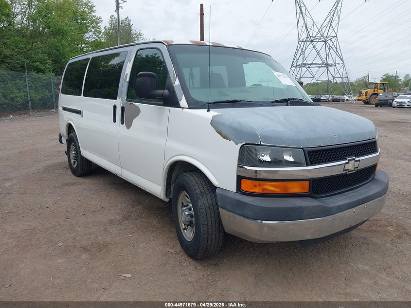2009 Chevrolet Express 3500 Ls