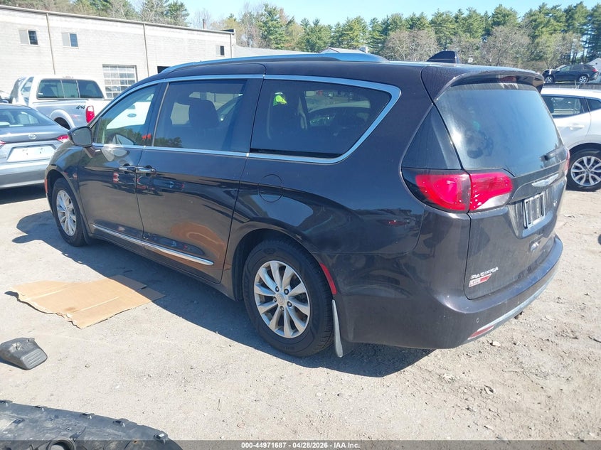 2018 Chrysler Pacifica Touring L Plus