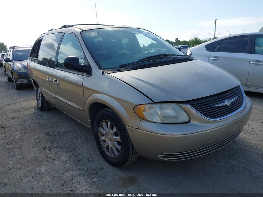 2003 Chrysler Town & Country Lx