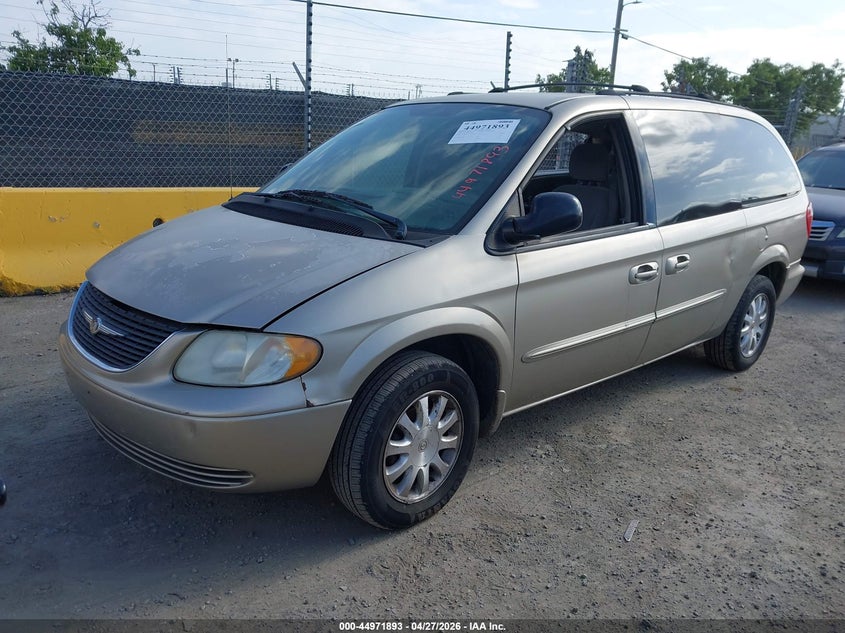 2003 Chrysler Town & Country Lx