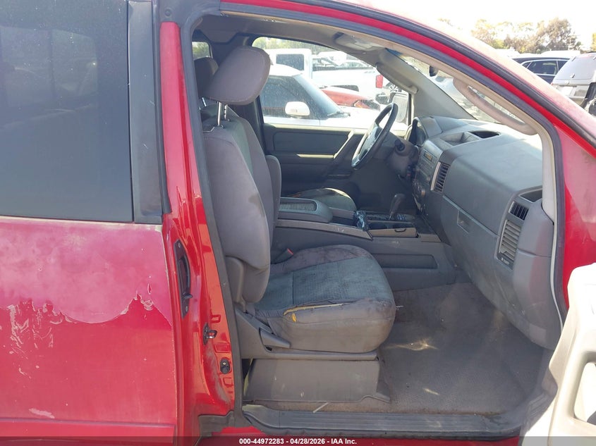 2005 Nissan Titan Se