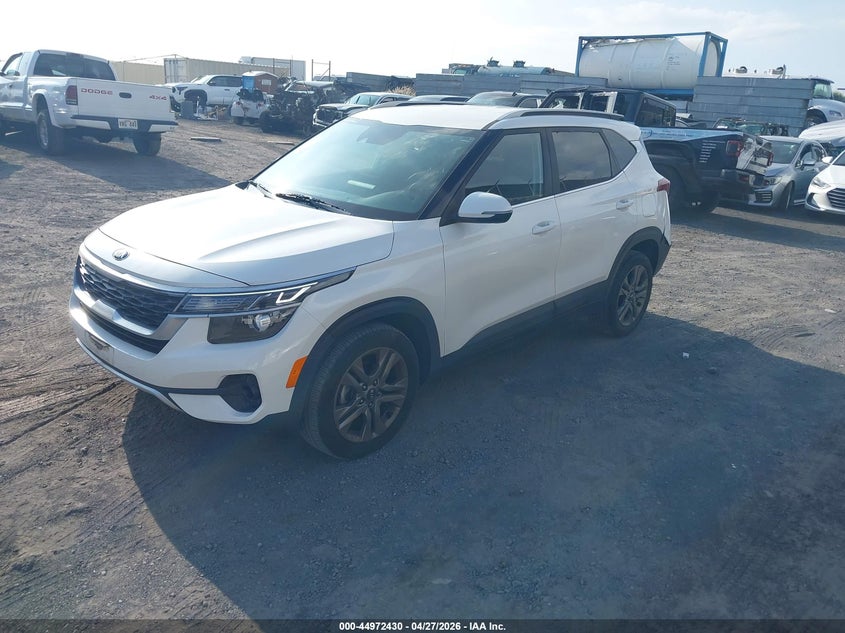 2021 Kia Seltos S KNDEU2AA6M7057085 photo 1
