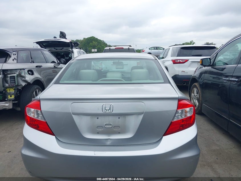2HGFB2F54CH333709 2012 Honda Civic 1.8 Lx silver