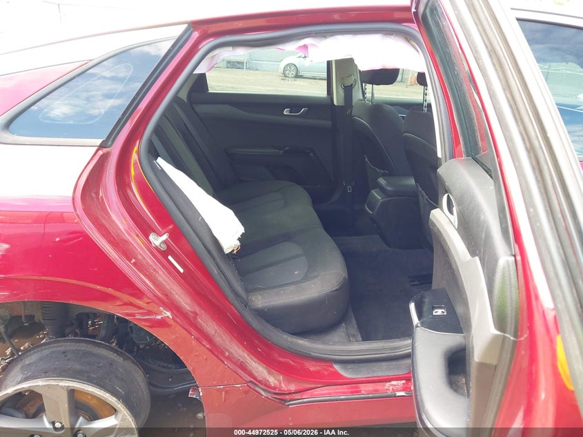 2021 KIA K5 1.6L I-4 DI, DOHC, V(VIN: 5XXG14J26MG034306
