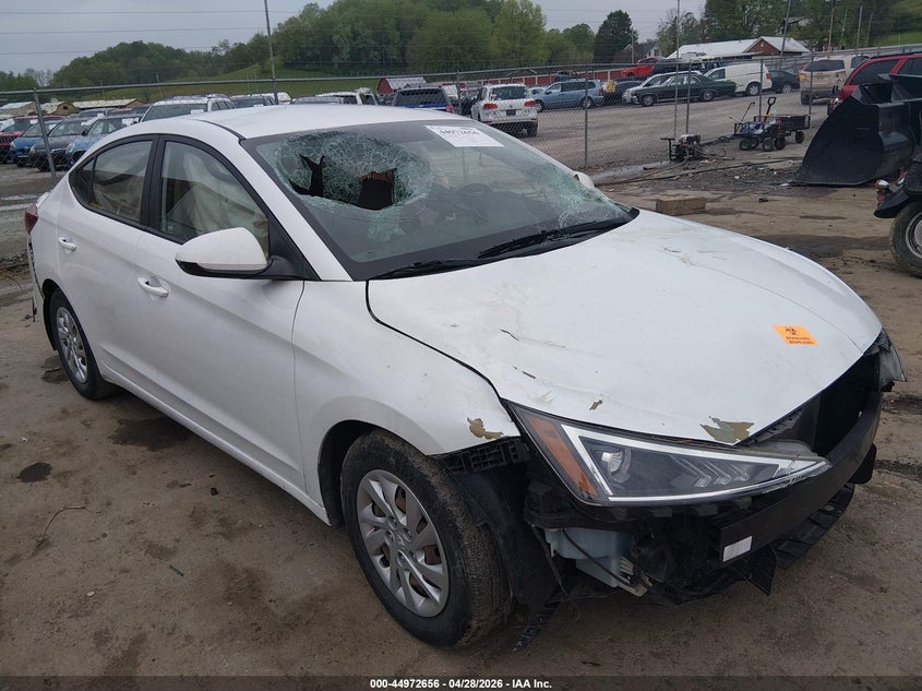 2019 HYUNDAI ELANTRA SE