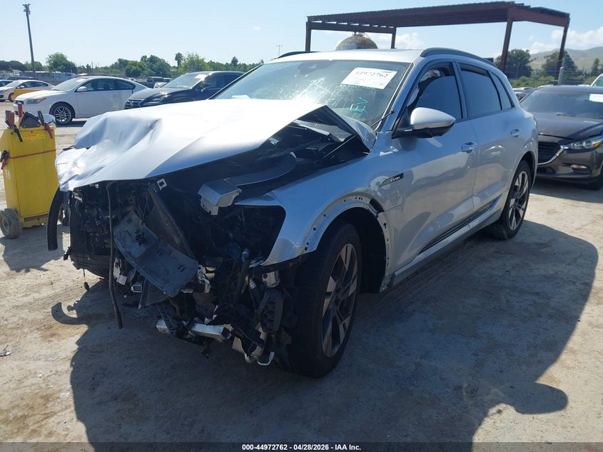 Vin: wa1aaage8mb025564, lot: 45470185, audi e-tron premium quattro 20212