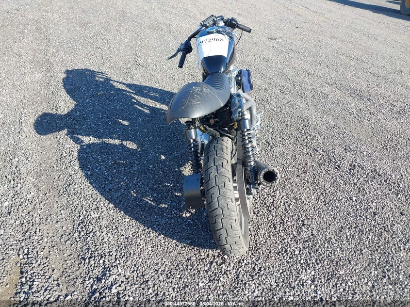 2002 Harley-Davidson Xl883 Hugger VIN: 1HD4CEM122K136242 Lot: 44972968