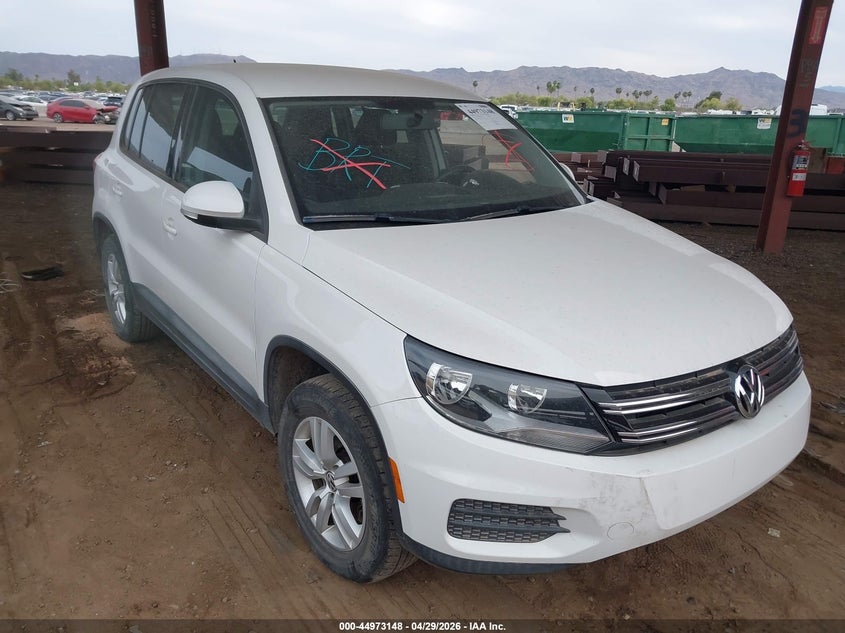 2013 VOLKSWAGEN TIGUAN S