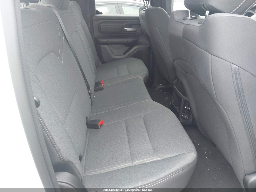 2022 RAM 1500 5.7L V-8 VVT, 395HP(VIN: 1C6SRFCT8NN438161